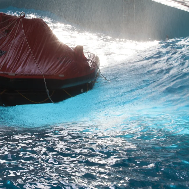 Lifeboat in an indoor pool in RelyOn training center