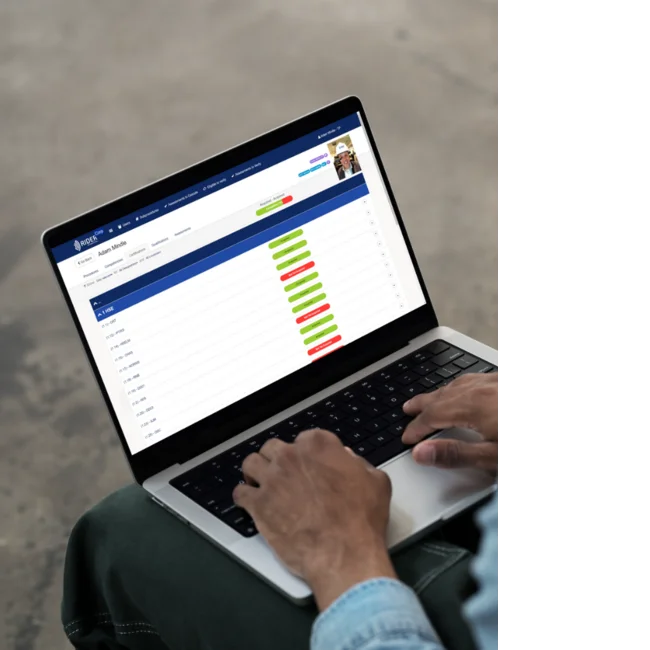 RIDER LapTop Mockup - Employee App 
